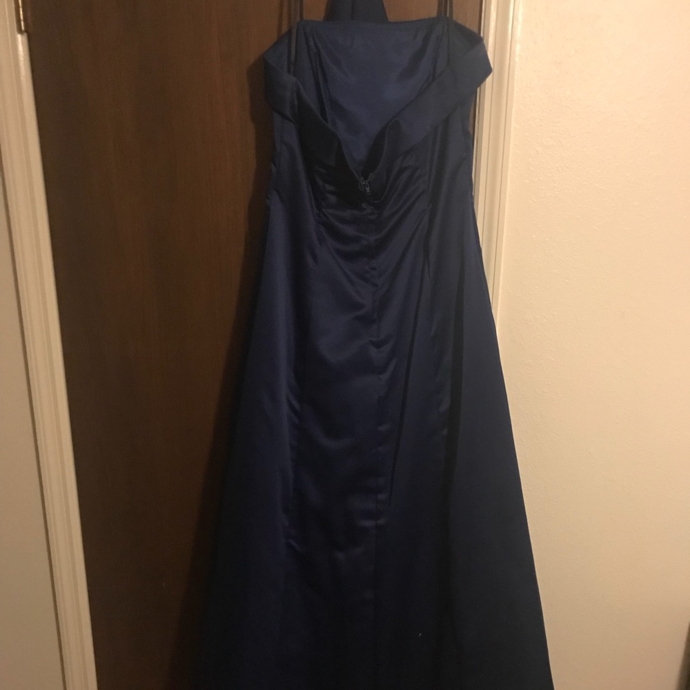 Navy blue prom dress - Picture 2 of 2
